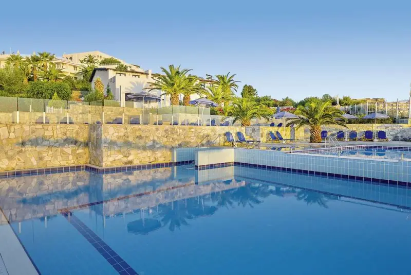 Peninsula Resort & Spa