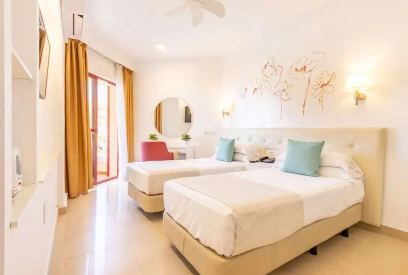 Angela Hotel