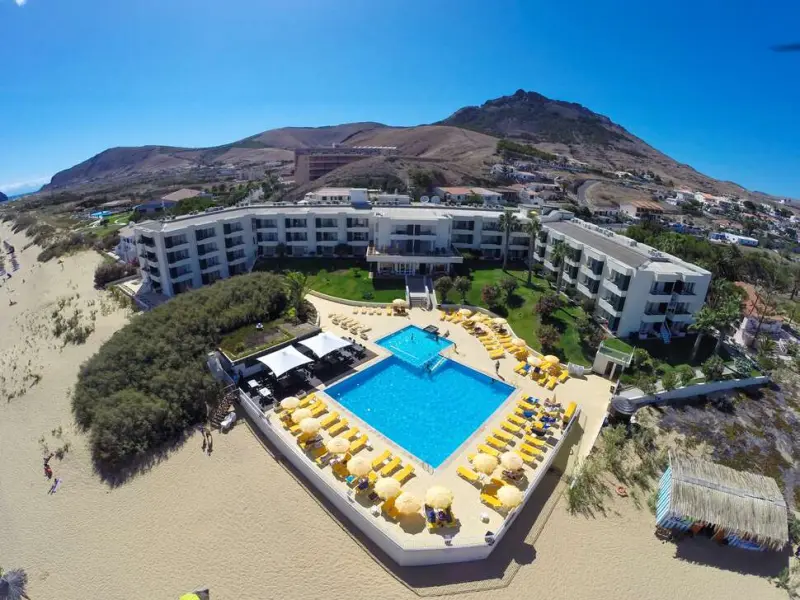 Vila Baleira Suites