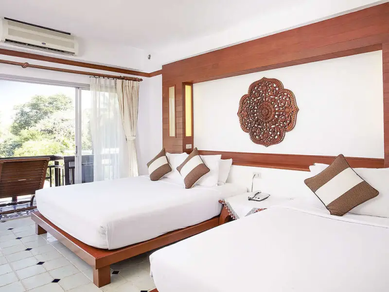 Chaweng Cove Beach Resort