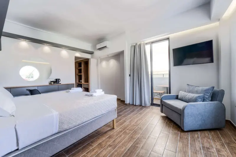 Island City Hotel
