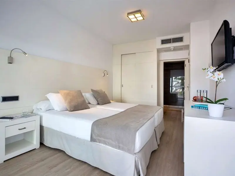 Las Gaviotas Suites Hotel