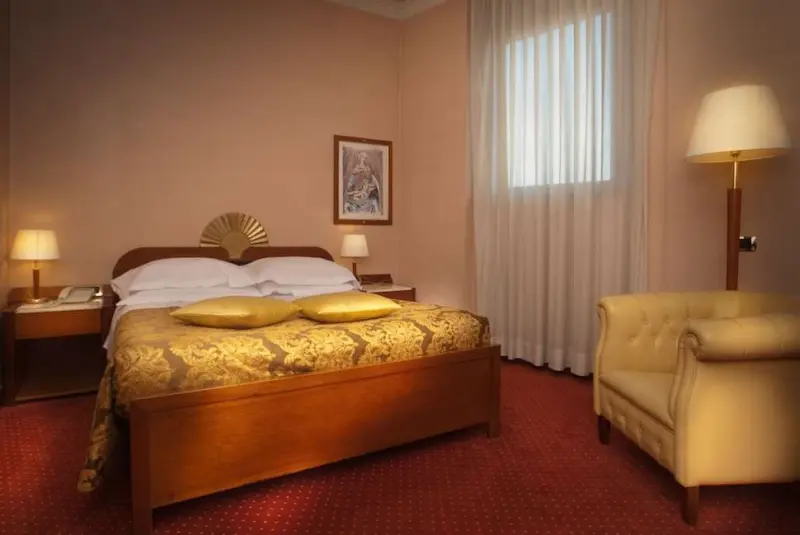 Hotel Roma - Firenze