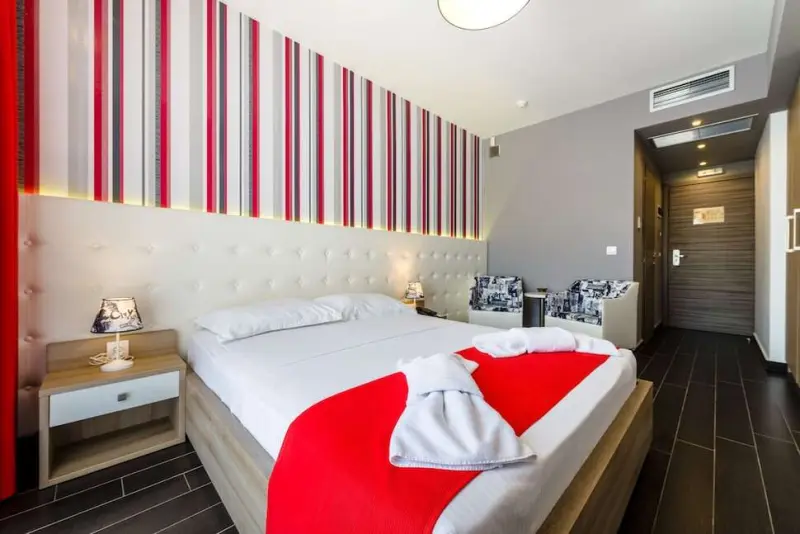 Lagaria Hotel & Appartementen