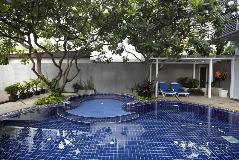 Anya Hotel