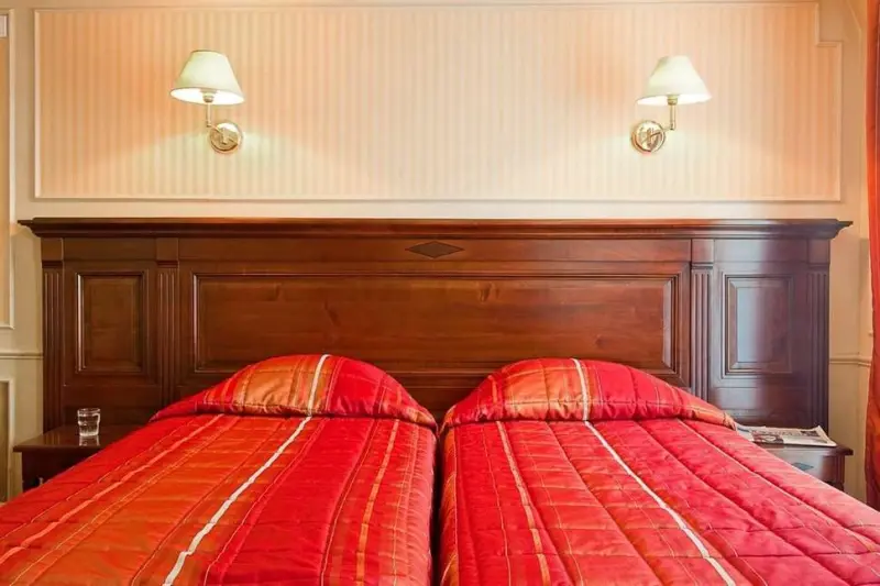 Touring Hotel