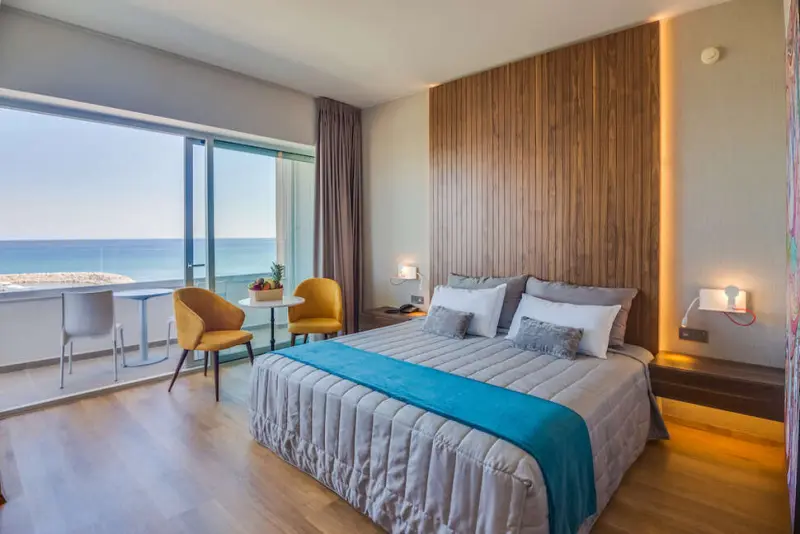 Sun hall hotel