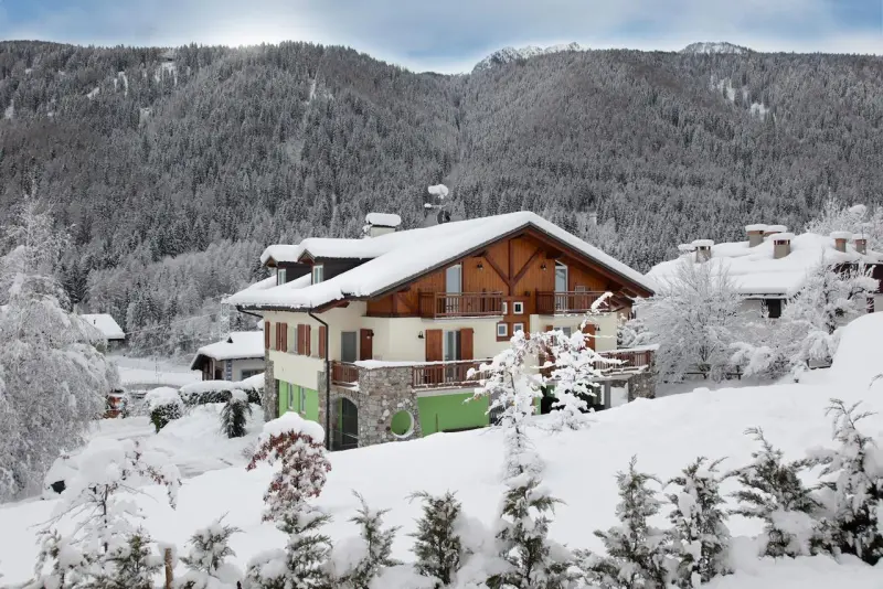 Villa Verde - Apartment with Balcony