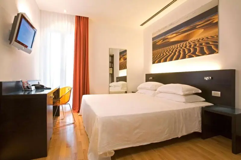 Hotel Card International