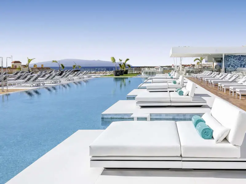 Royal Hideaway Corales Suites