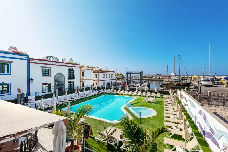 Billy's Puerto de Mogán by LIVVO