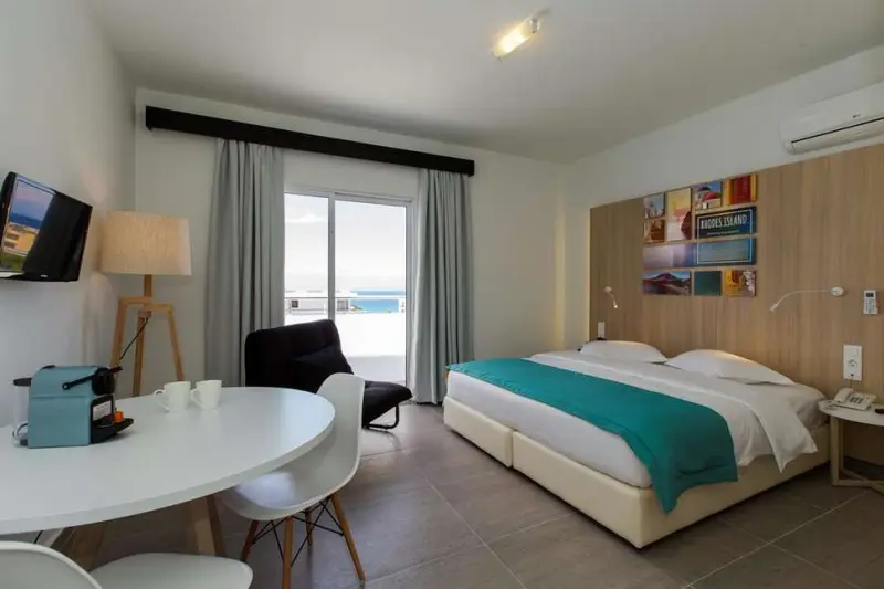 OSIRIS HOTEL Time To Smile