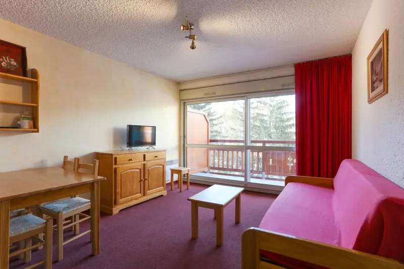 Apartment 52, Le Tyrol