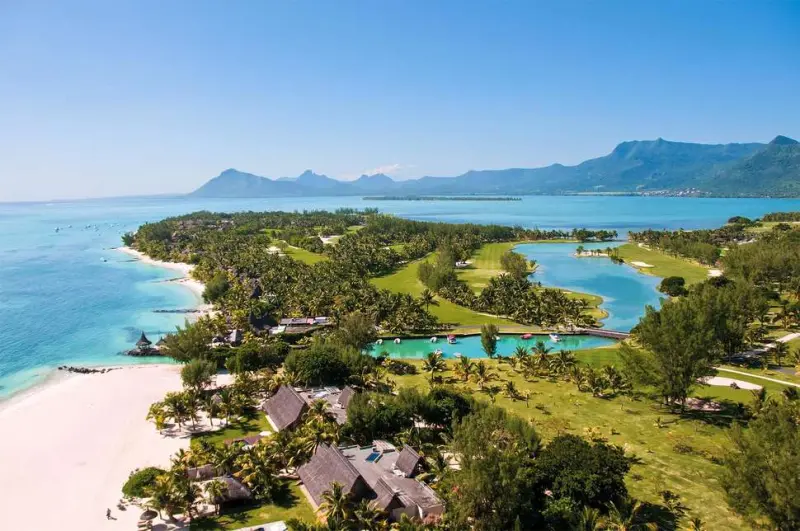 Paradis Beachcomber Golf Resort & Spa
