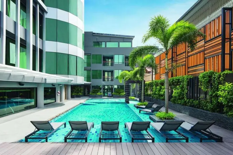 Solitaire Bangkok Sukhumvit 11 by Kingston Hotels