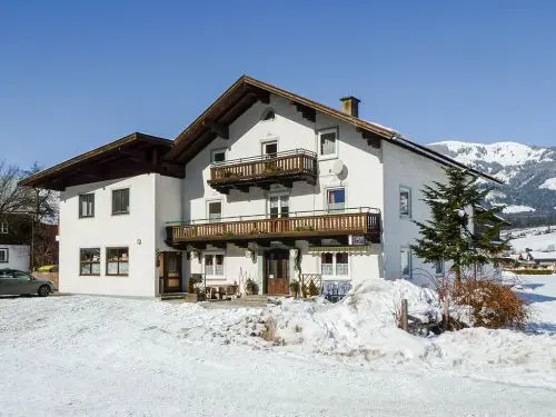 Ferienhaus Dankl 11 Schlafzimmer Selbstverrsorger, Familiengruppen