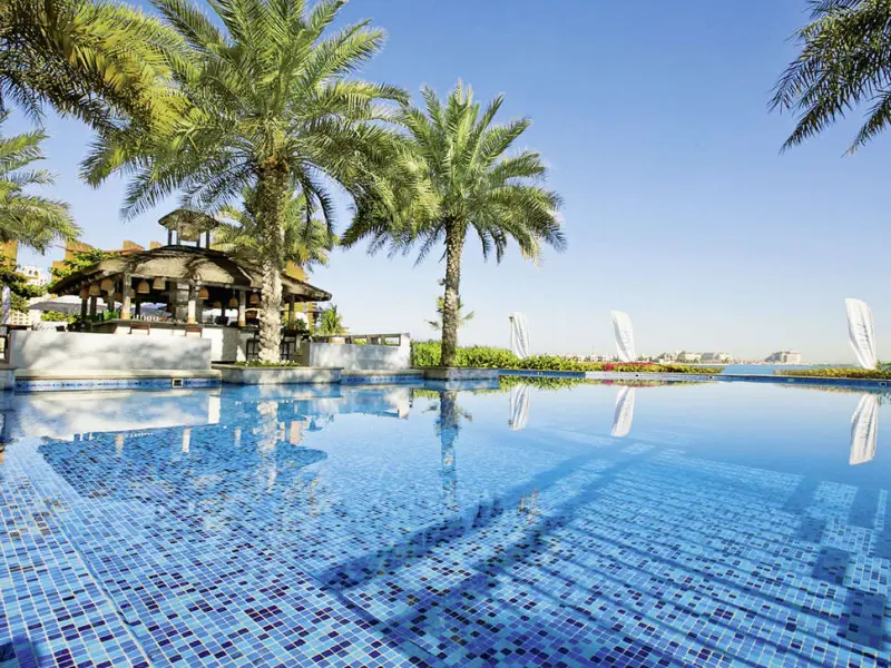 Mövenpick Jumeirah Lakes Towers