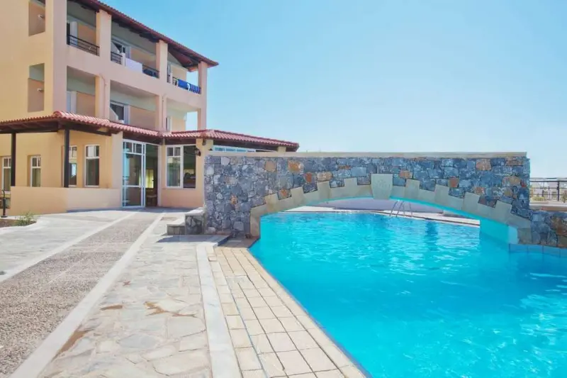 Dedalos Beach Hotel