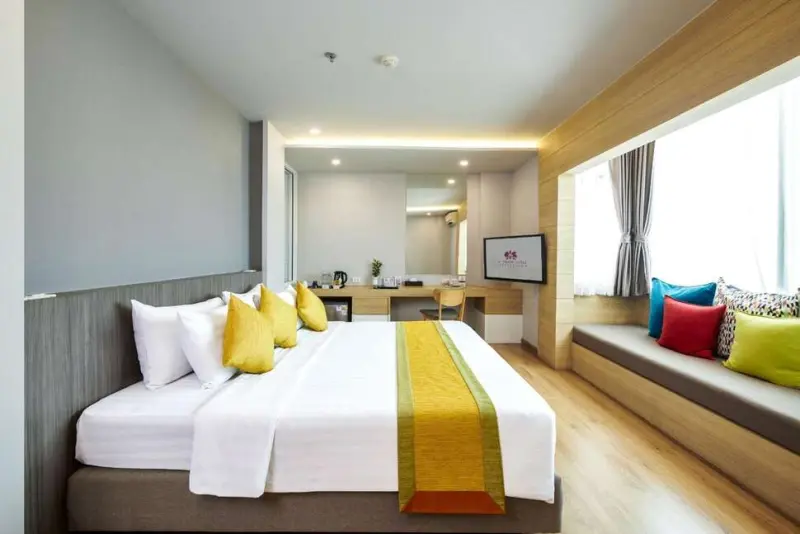 TK. Palace Hotel & Convention