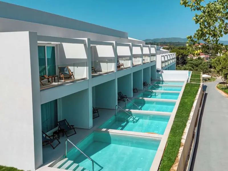 Mirage Bleu Hotel