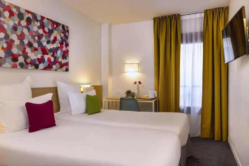 Hôtel Paris Louis Blanc - Gare du Nord, Paris 10