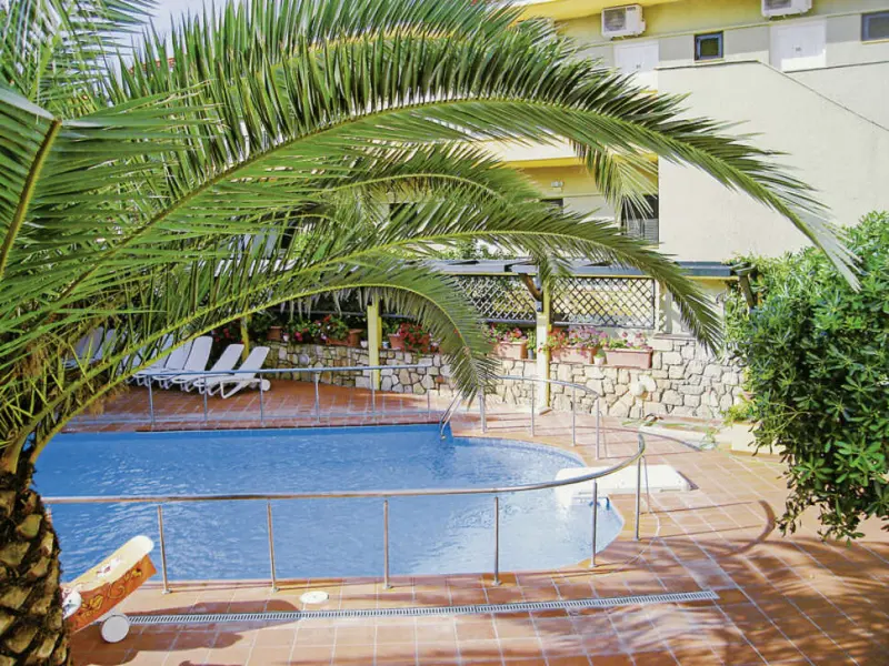 Aparthotel Elia