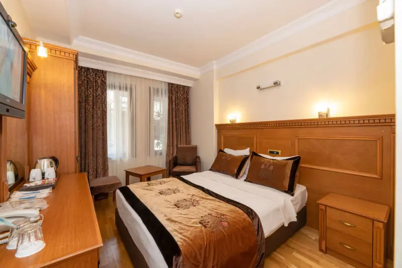 Byzantium Hotel & Suites