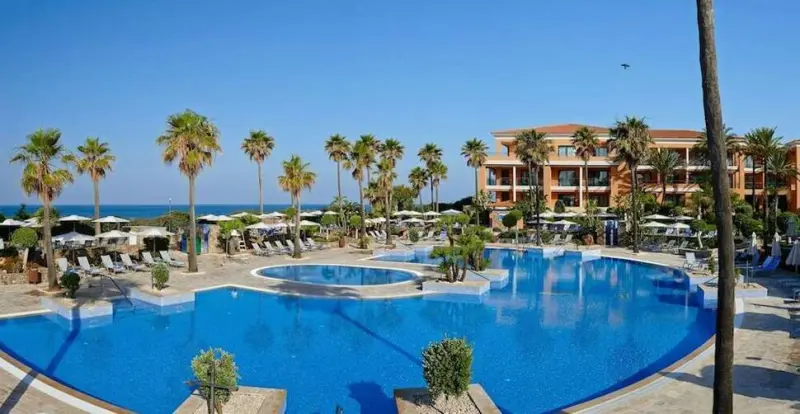 Hipotels Barrosa Palace