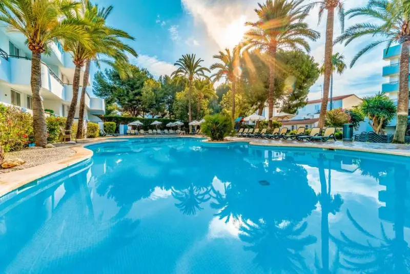Tropicana Hotel