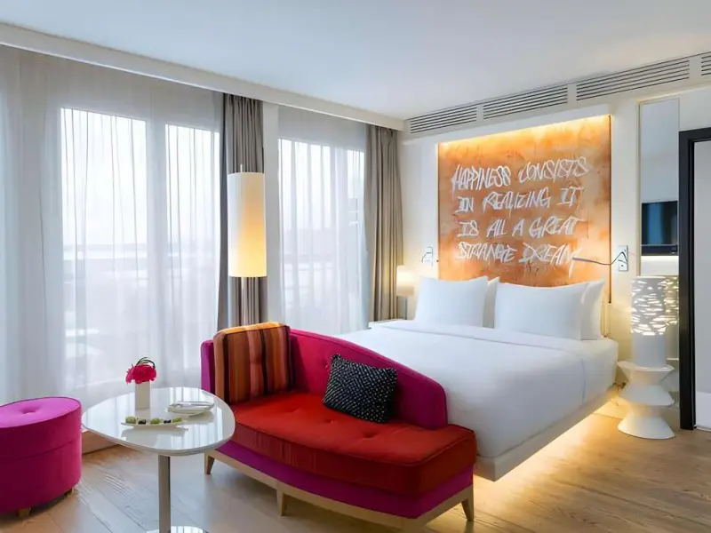 Hotel N’vy