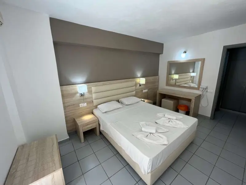 Acropolis Apartments