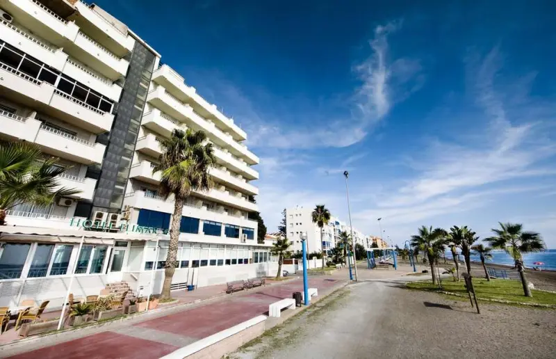 FAY Victoria Beach
