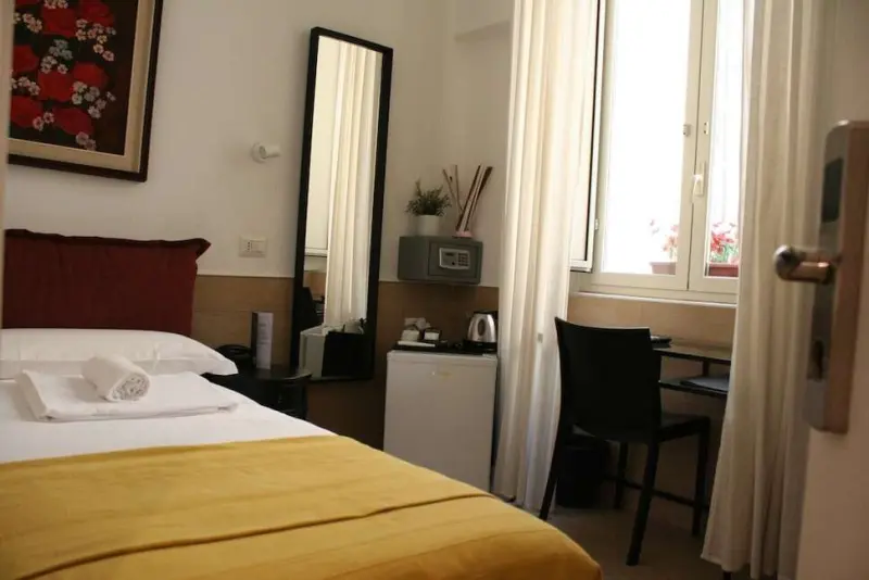 H22 Hotel