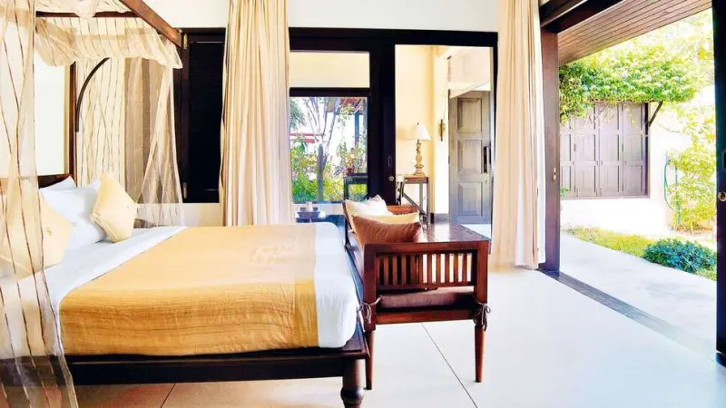 Saree Samui