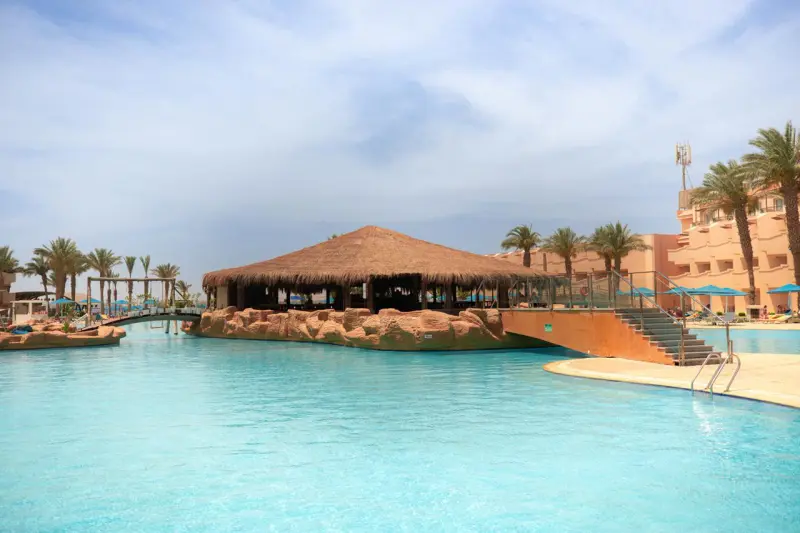 Hotel V Grand Beach Resort Sahl Haseesh