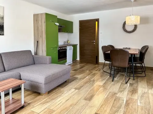 Ours Living - Wild Reserve
