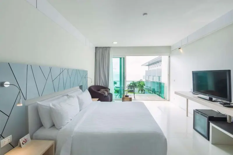 KC Beach Club & Pool Villas