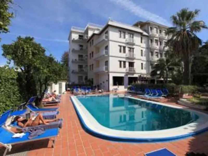 Hotel Caravel