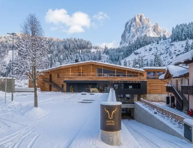 LA TAMBRA - Hotel Lodge + Residence