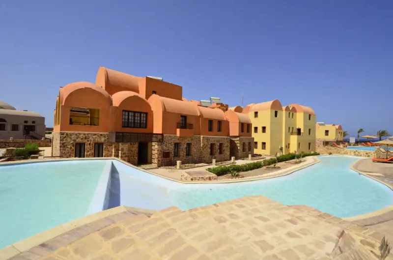 Rohanou Beach Resort