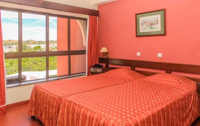 Hotel Colina dos Mouros