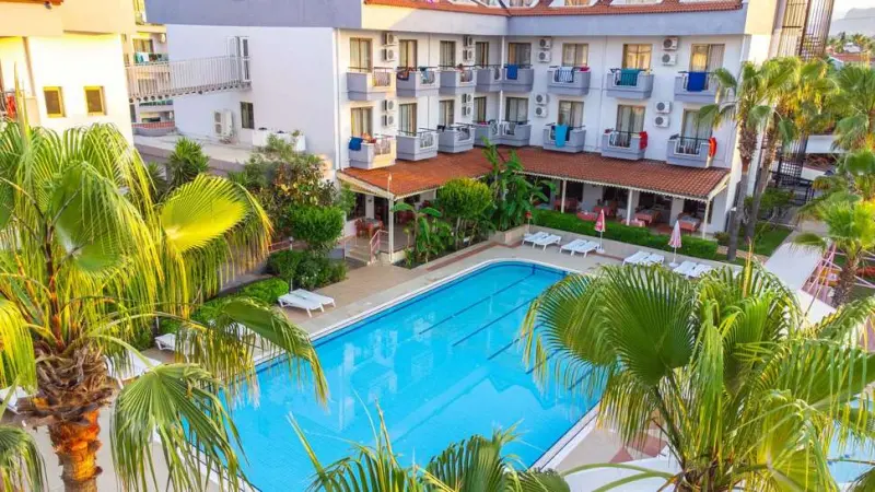 Silver Hotel