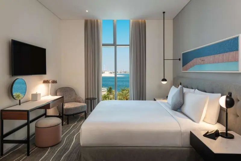 Th8 Palm Dubai Beach Resort, Vignette Collection, an IHG Hotel