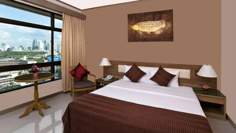 Pinnacle Lumphini Park Hotel