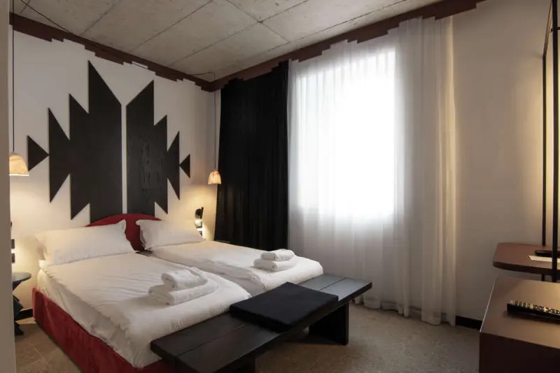 Bazaar Hotel