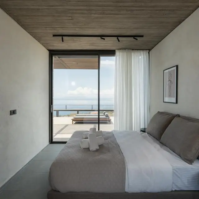 Earth & Sky Luxury Suites