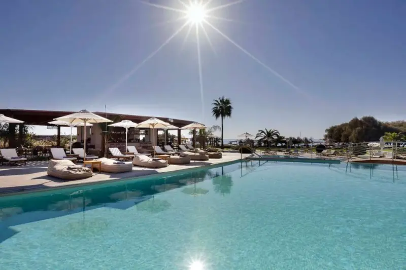 Aulūs Lindos Rhodes Resort, Curio Collection by Hilton