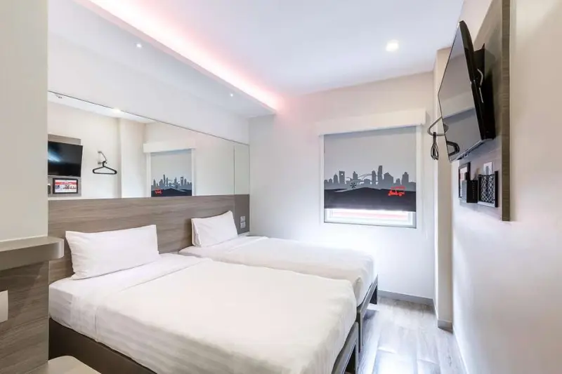 Easy Planet Bangkok Surawong