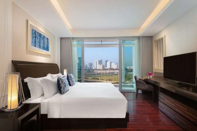 Dusit Suites Hotel Ratchadamri Bangkok