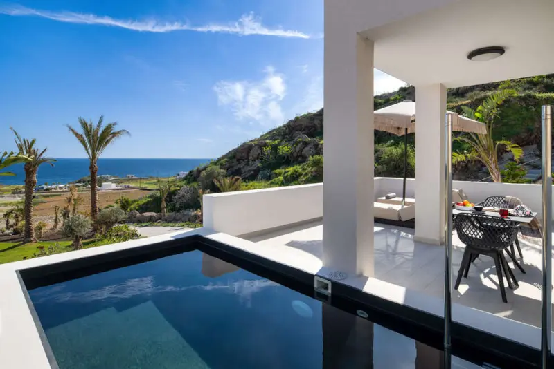 Palm Island Suites Santorini